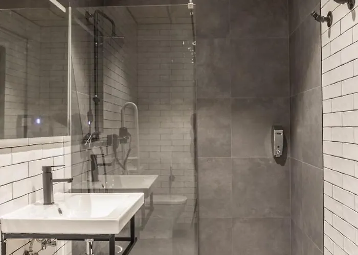 بيت ضيافة H30 4*